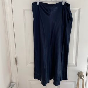 VINCE satin navy blue midi skirt